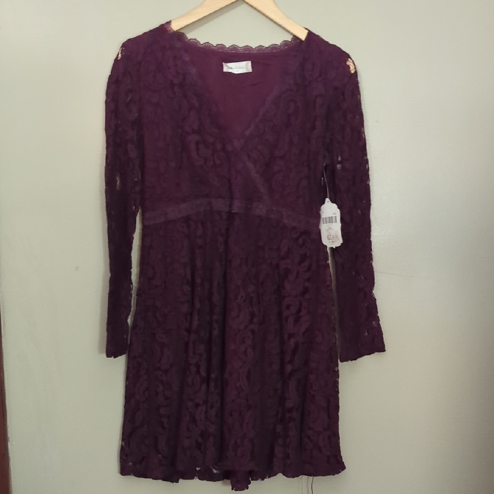 Elegant Purple Lace Dress